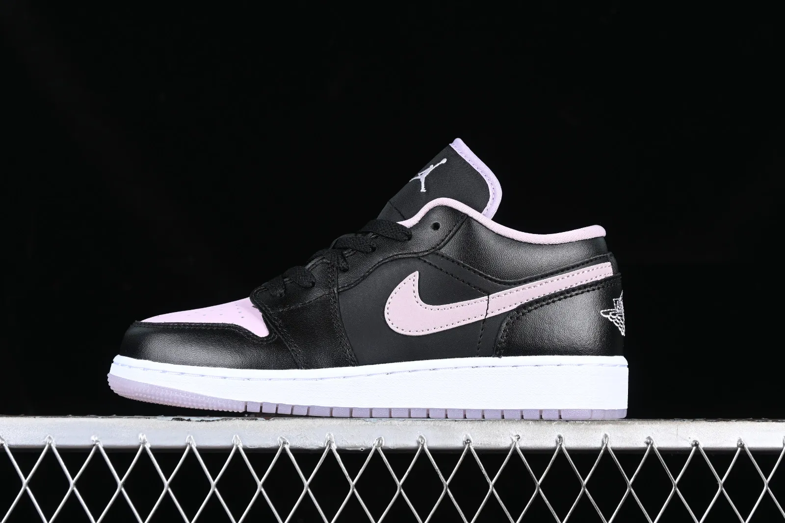 Air Jordan 1 Low SE GS Black Iced Lilac White DV1333-051