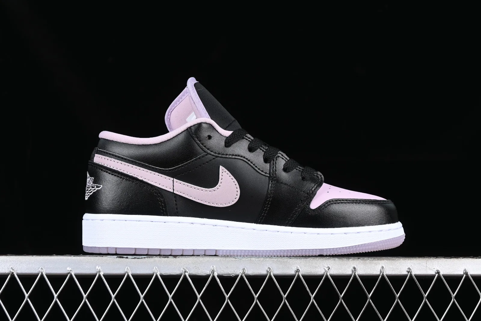 Air Jordan 1 Low SE GS Black Iced Lilac White DV1333-051