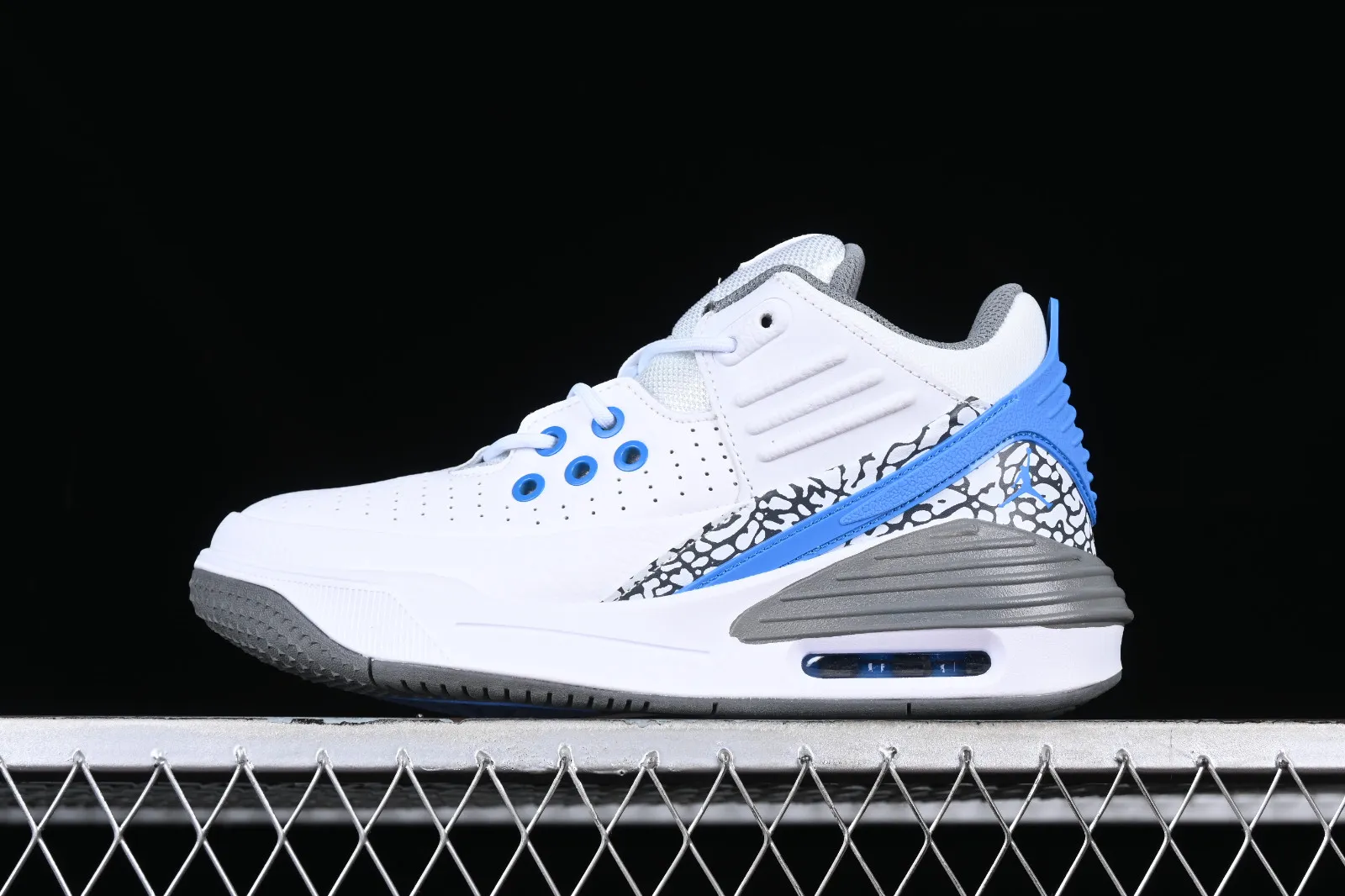 Air Jordan Max Aura 5 White Blue Grey DZ4353-145