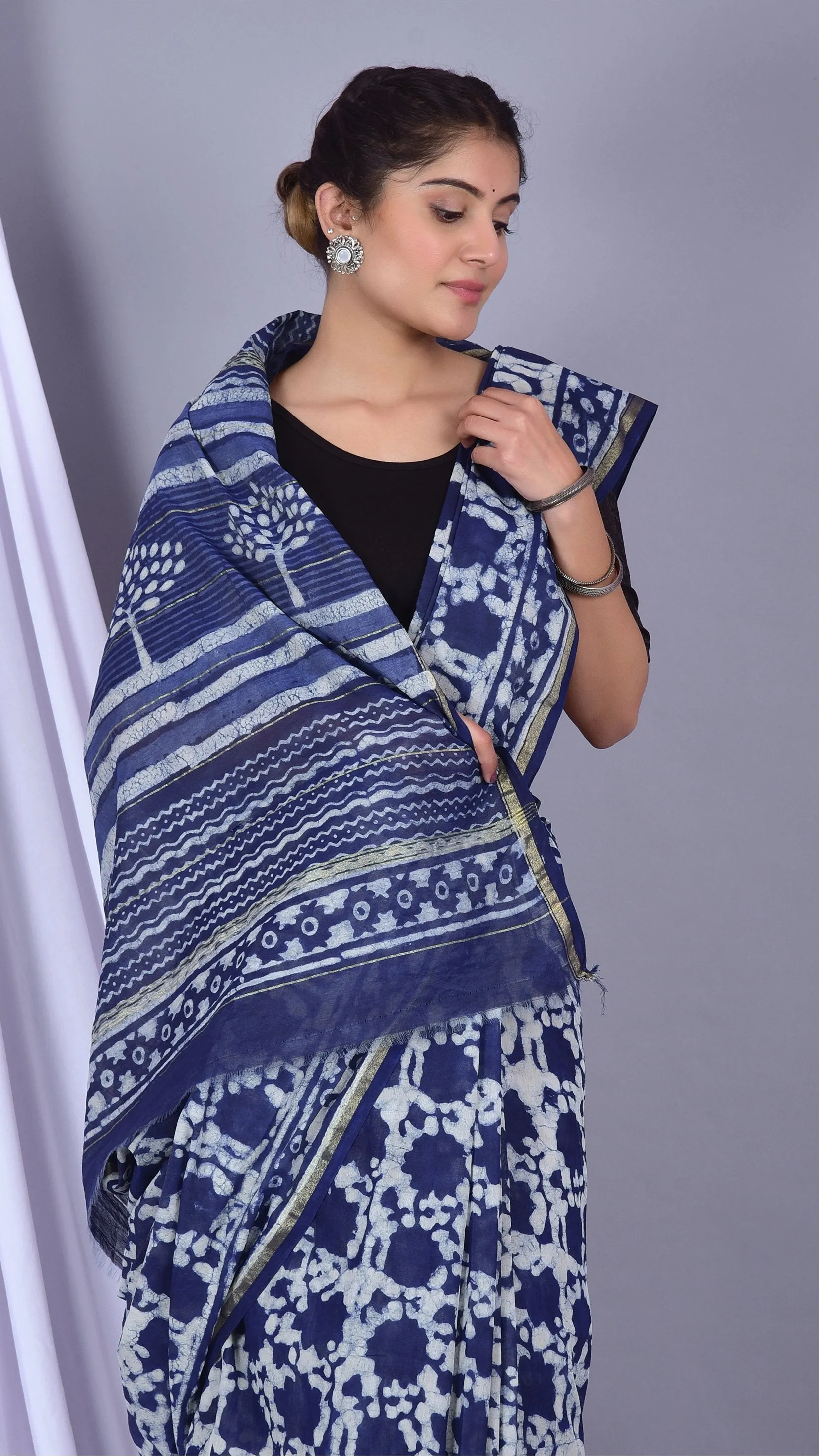 Beautifully Hand carfted Chanderi Indigo Saree (INDCH07)