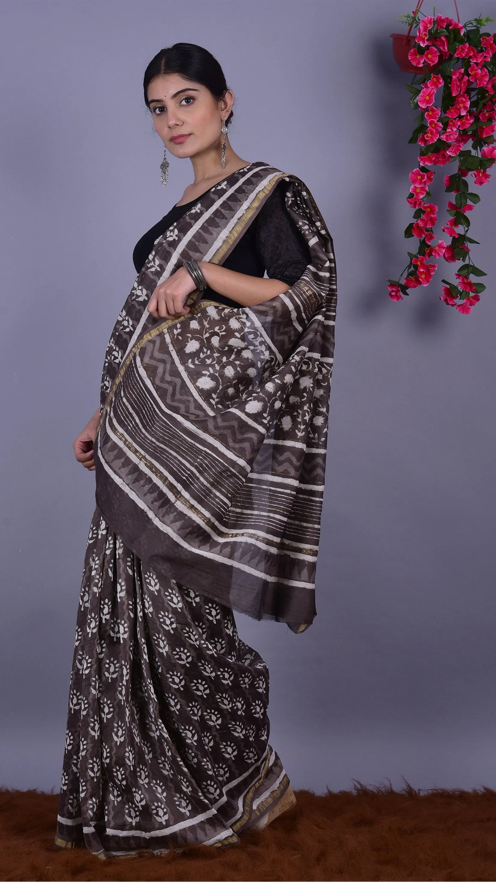 Beautifully Hand carfted Chanderi Saree (CHSAR21)