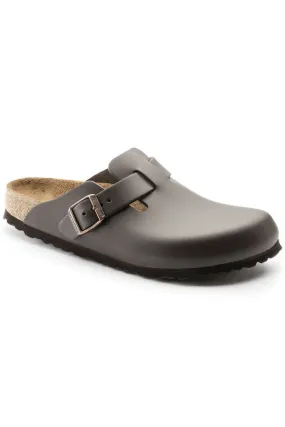 Birkenstock Boston in Regular Width in Dark Brown Leather