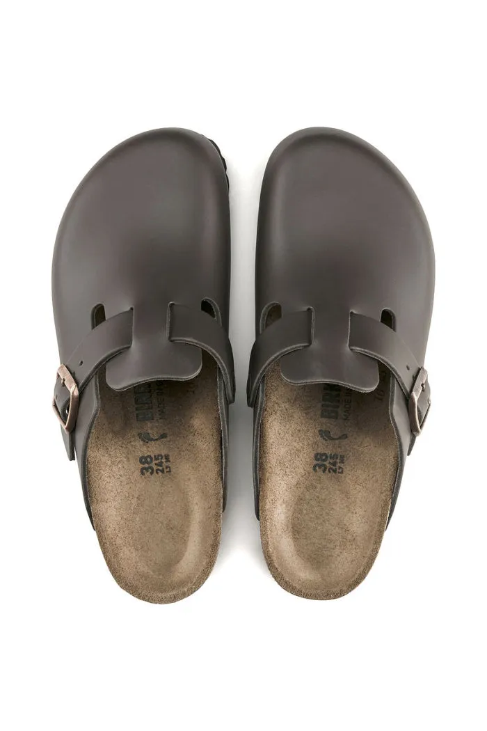 Birkenstock Boston in Regular Width in Dark Brown Leather