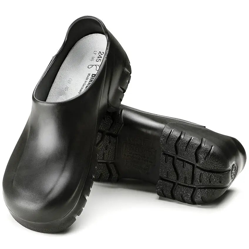 BIRKENSTOCK UNISEX A 640 Polyurethane Clogs (Black)