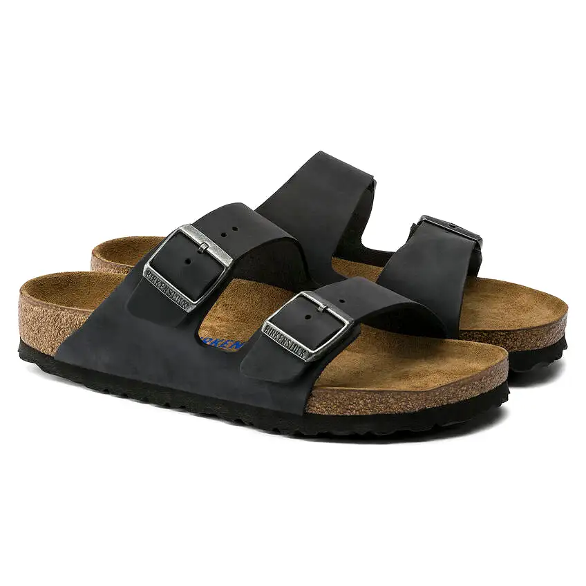 Birkenstock UNISEX Arizona Soft Footbed Oiled Leather (Black - Wide Fit)