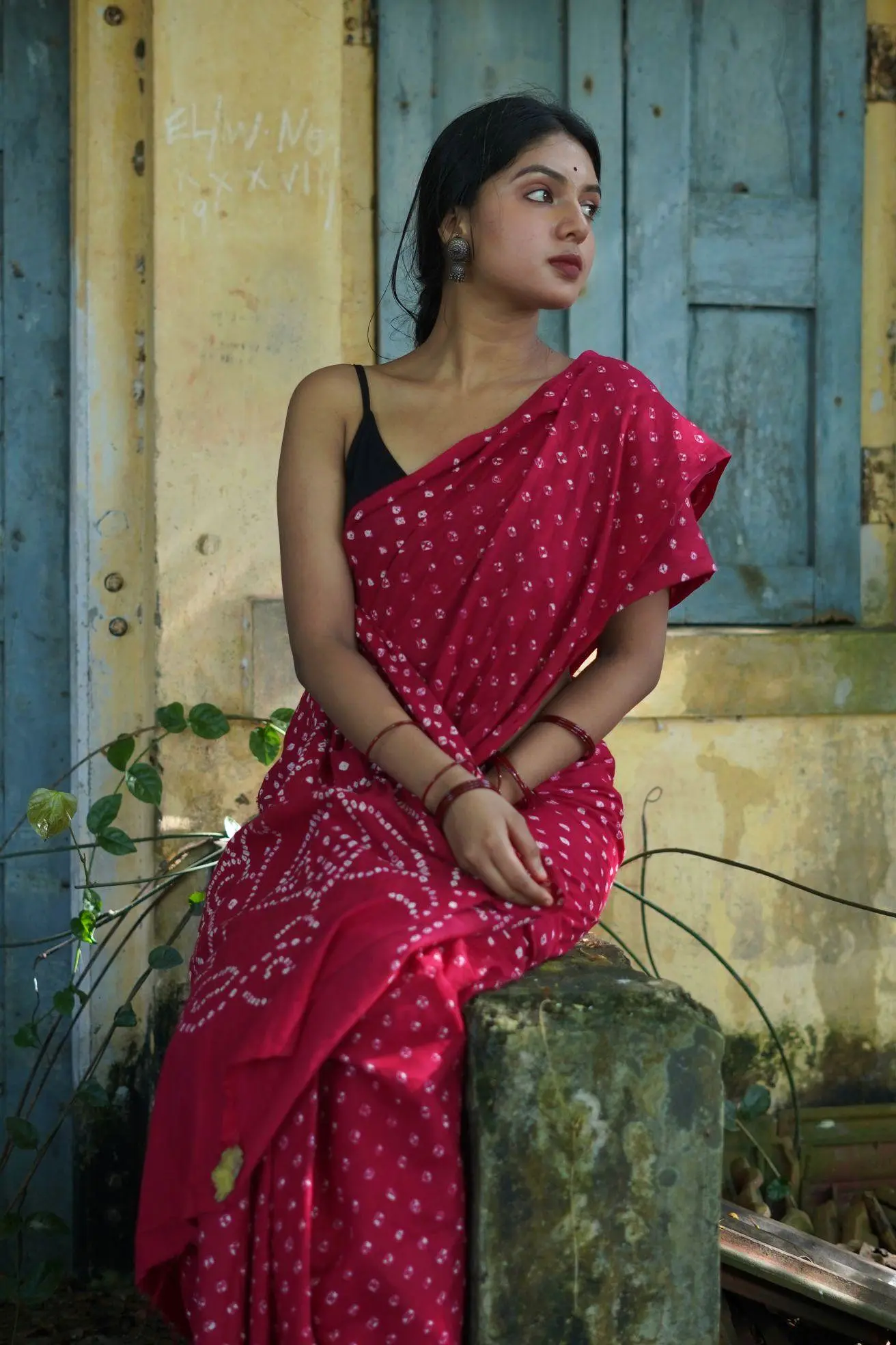 Boond - Bandhani red cotton Bandhani cotton saree