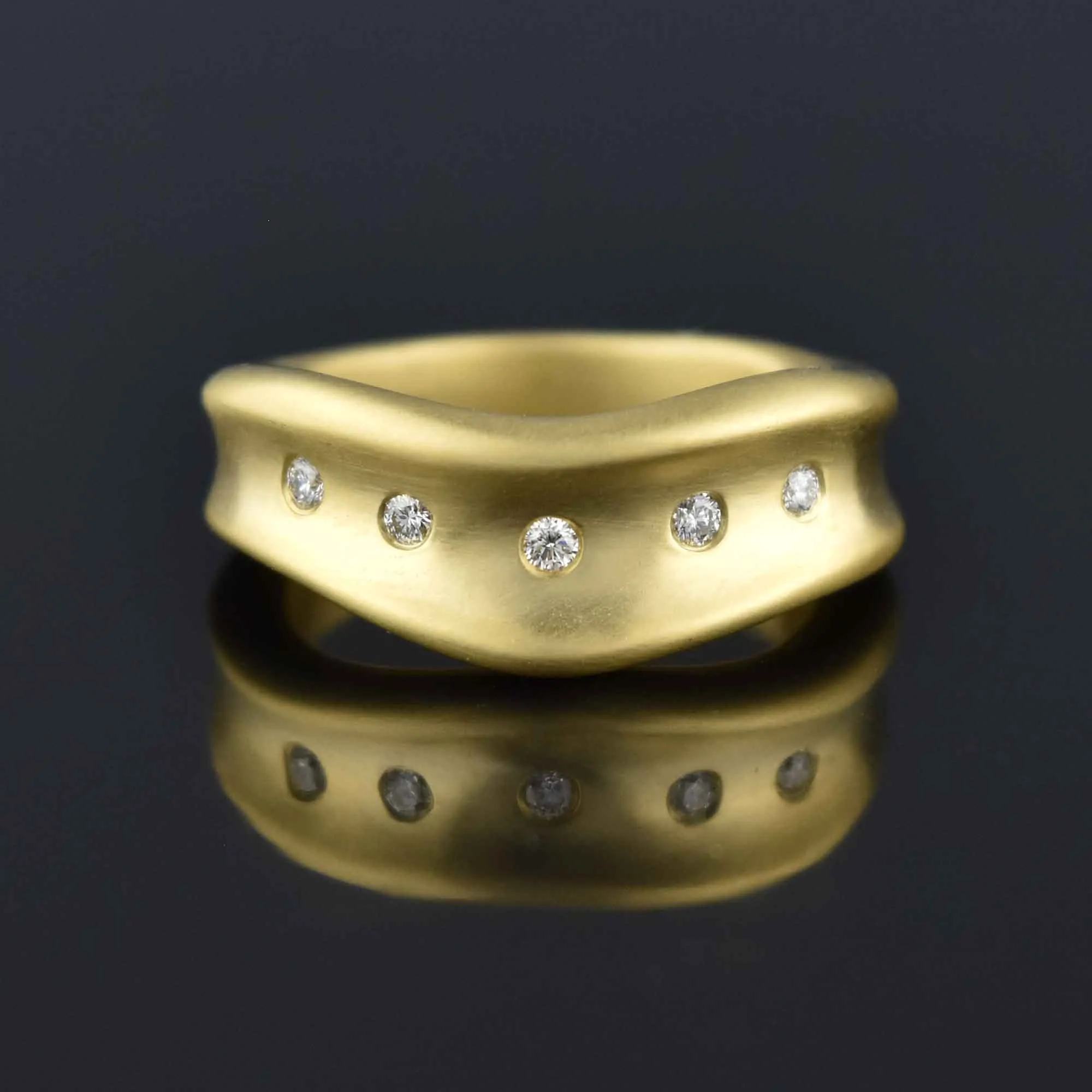 Estate 18K Gold Chevron Diamond Ring, 14.8 Gms