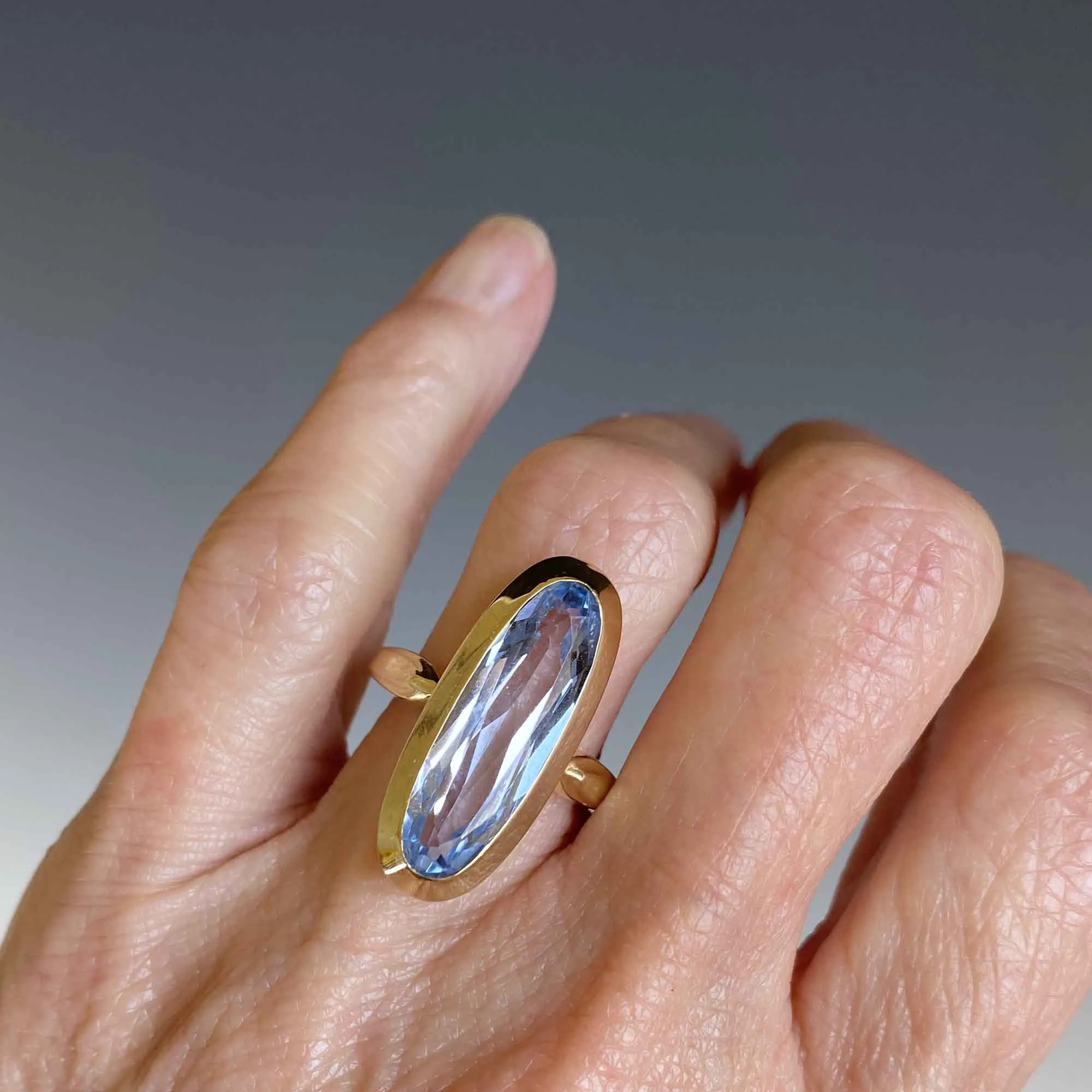 Exceptional 14K Gold Blue Topaz Ring