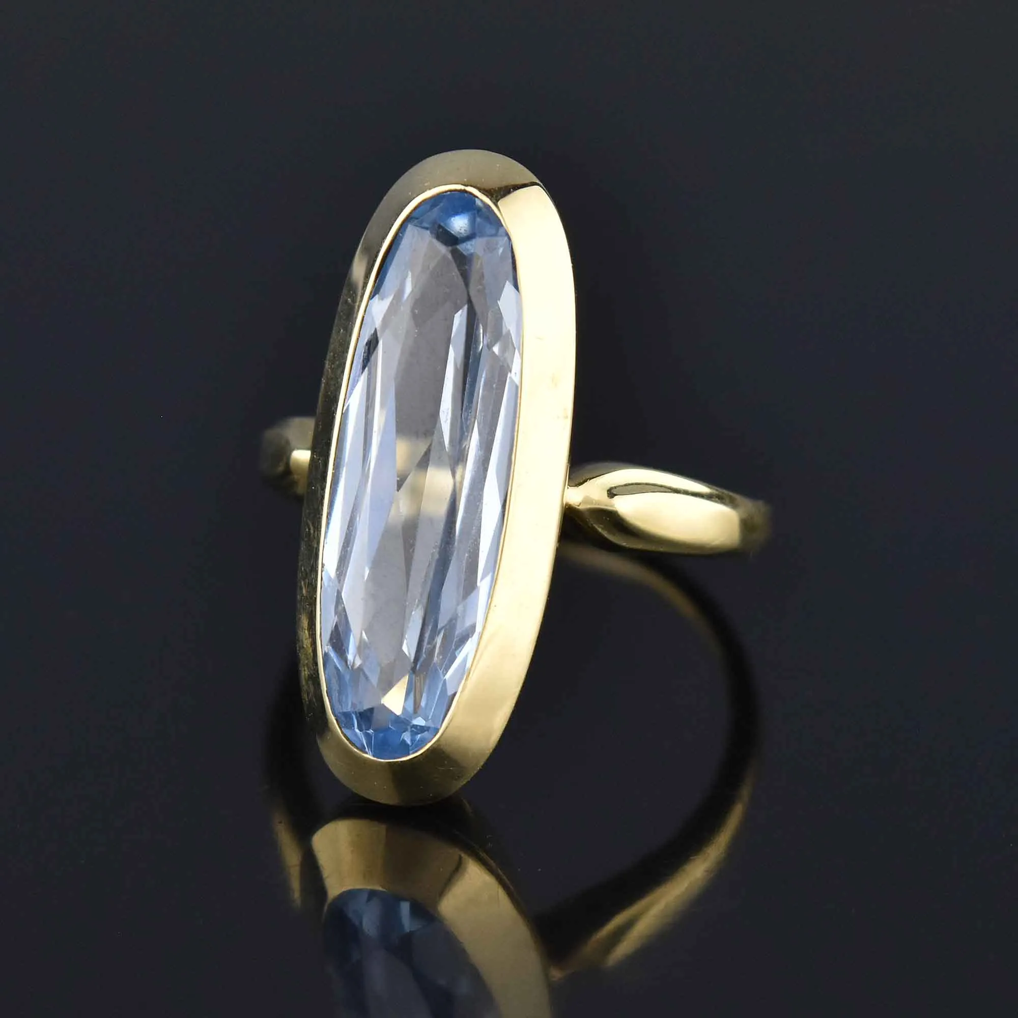 Exceptional 14K Gold Blue Topaz Ring