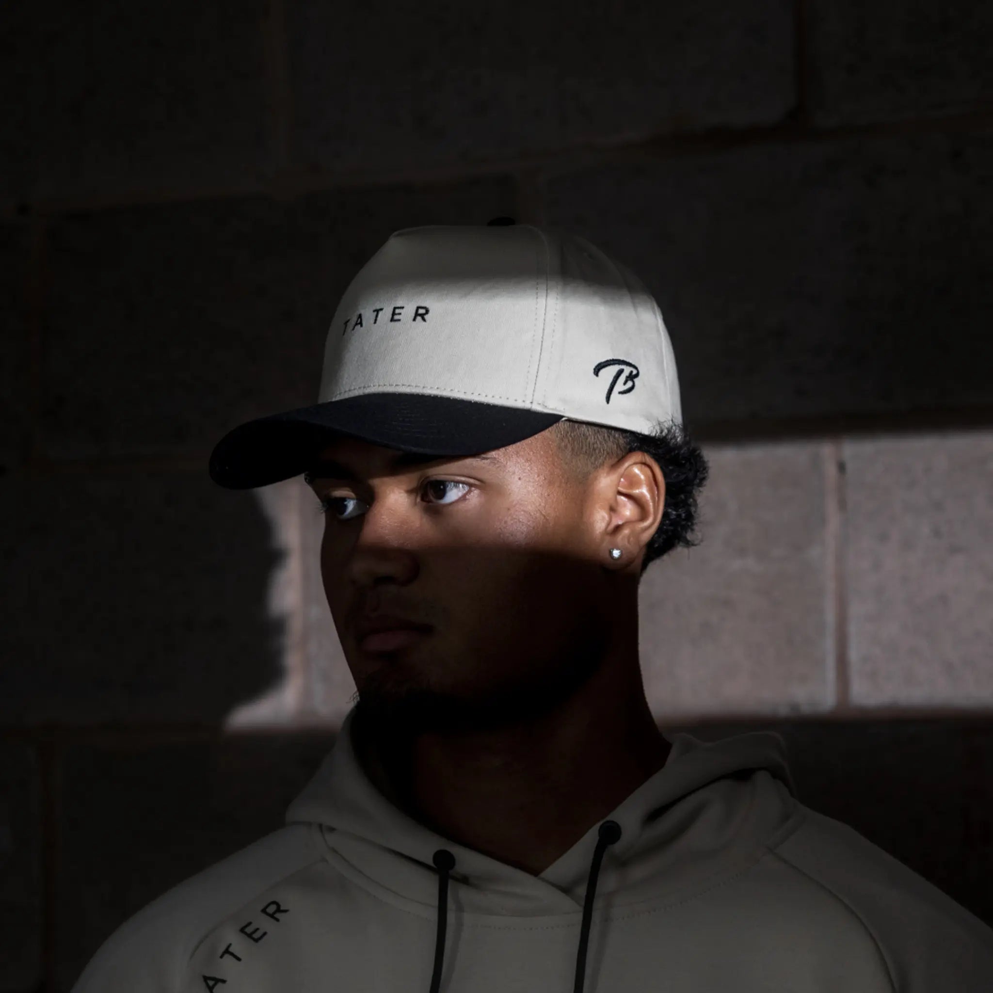 FUNDAMENTALS | Cream Baseball Snapback