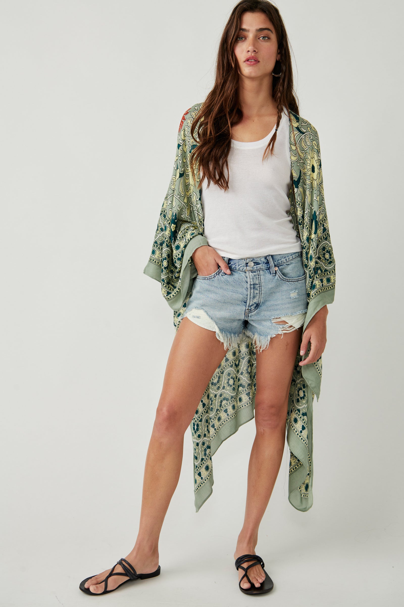 Magic Dance Border Print Kimono