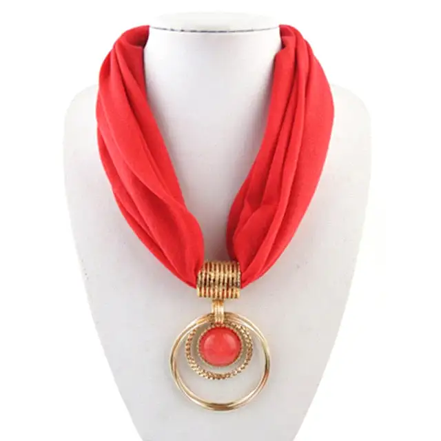 Necklace Queen Lujik (9 Colors)