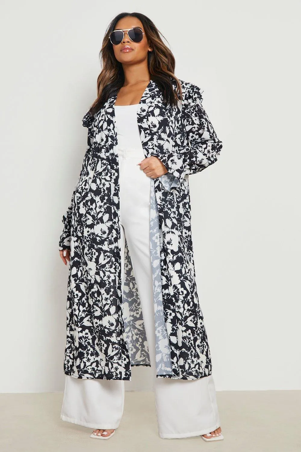 Plus Ruffle Shoulder Floral Kimono