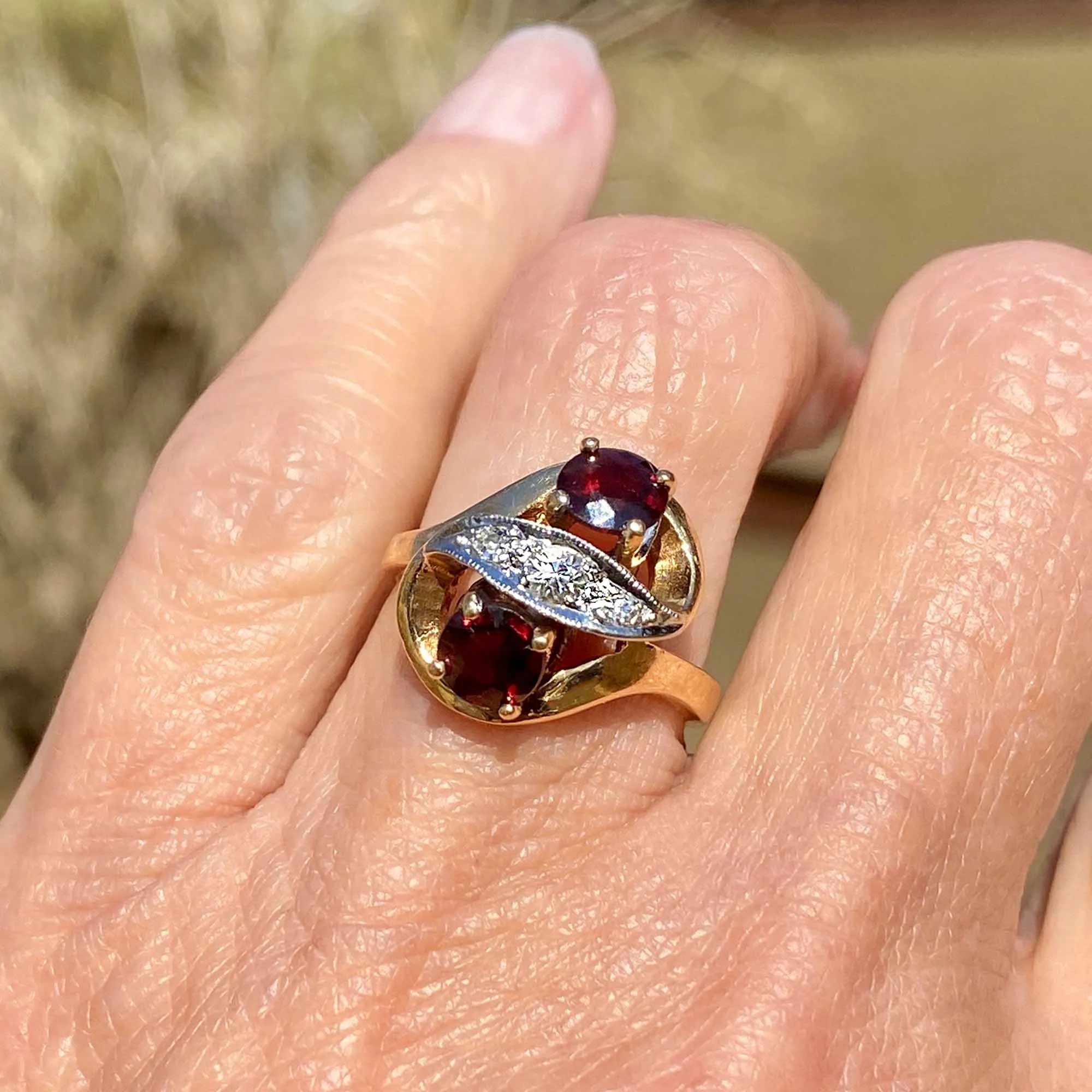 Vintage 14K Gold Garnet Diamond Toi et Moi Ring