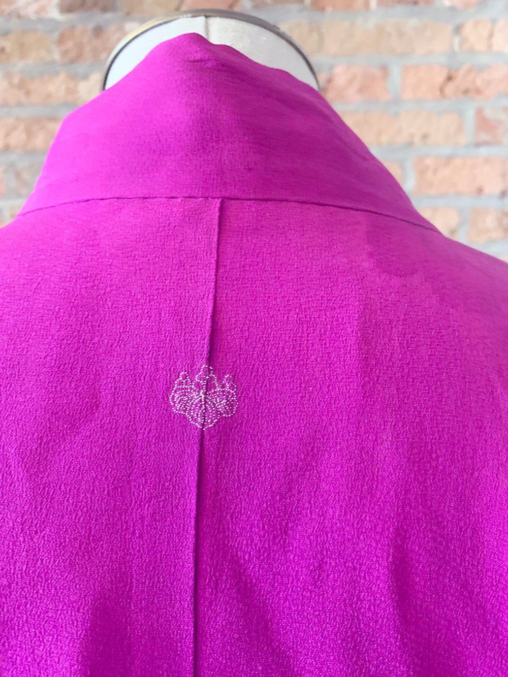 Vintage Haori/Kimono Fuchsia Floral 1970s